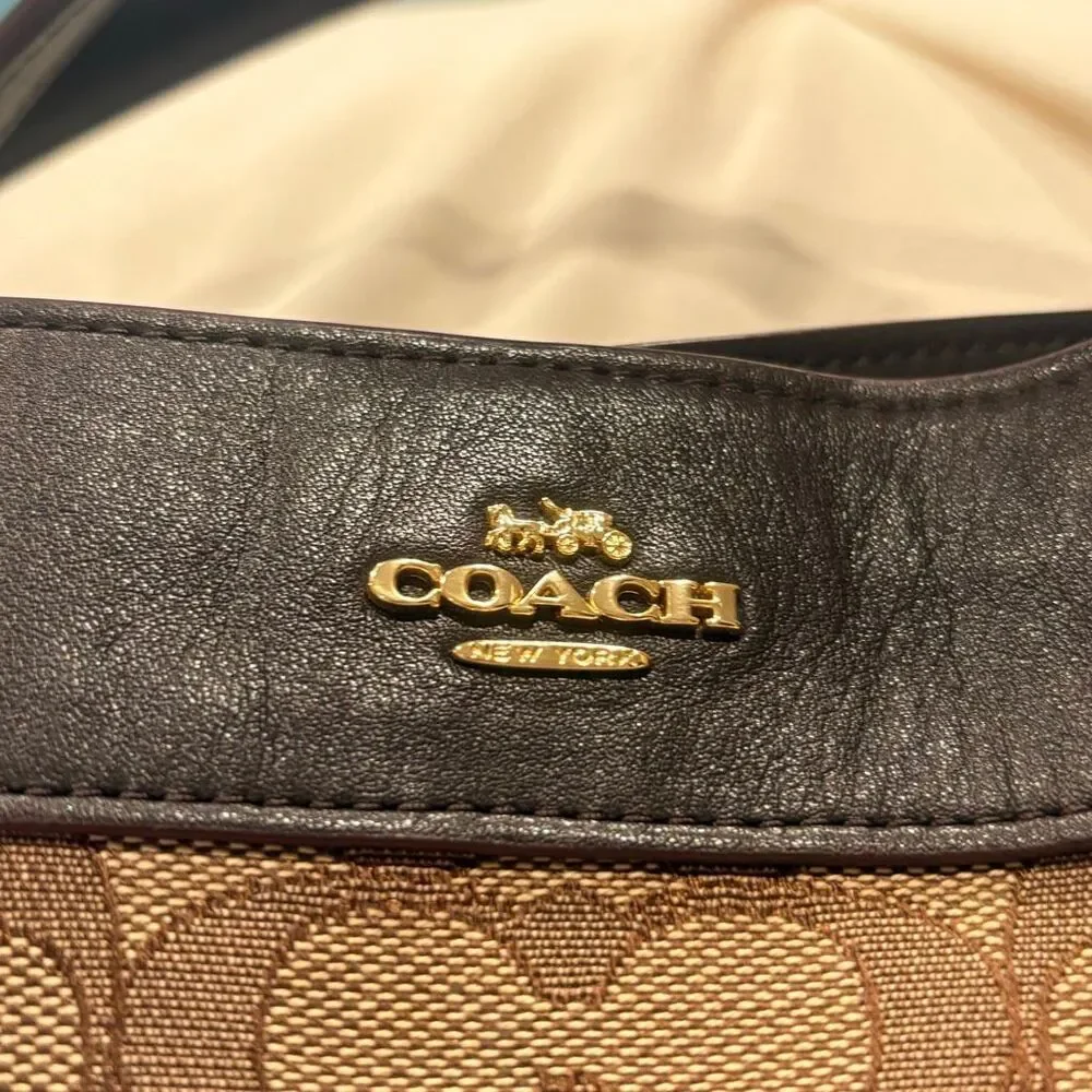 COACH Small Lexy Shoulder Bag in Signature Jacquard Brown Handbag EUC - Picture 2 of 9